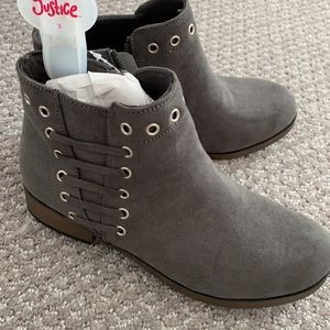Justice Girls Ankle boots Gray Size 3 AMAZING HOLIDAY GIFT